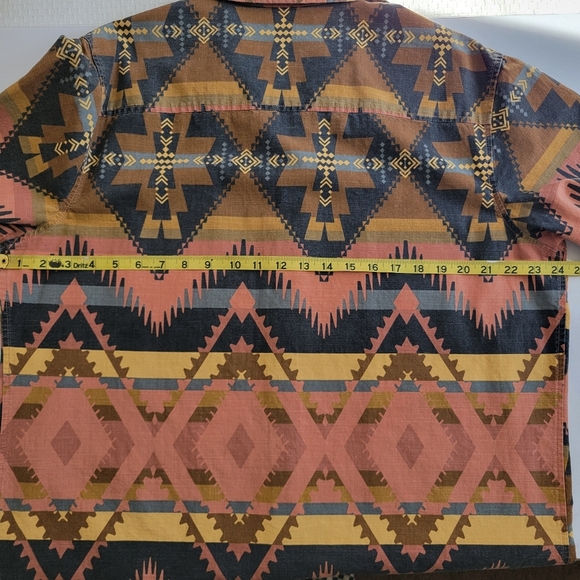 Frye and Co. Big and Tall  Regular Fit Short Sleeve Button-Down Shirt. - Picture 8 of 8